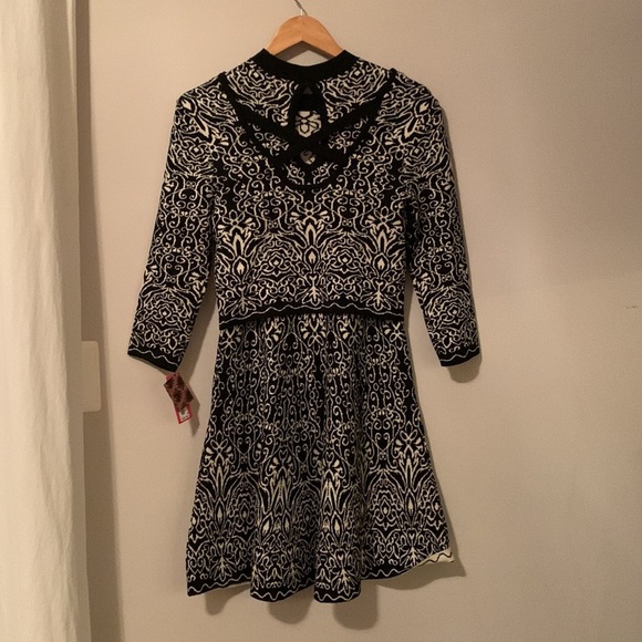 NWT Two-piece sweater dress set - Picture 8 of 10